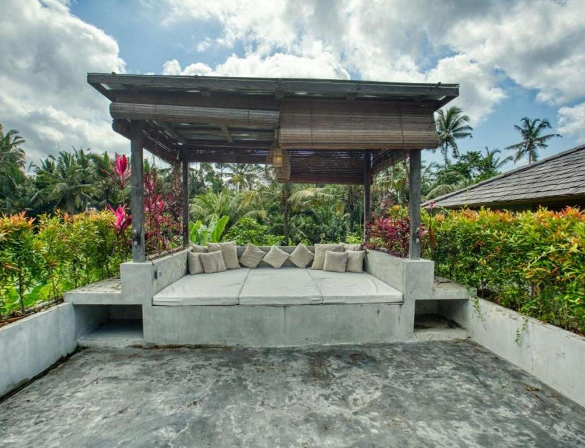 Ubud Terrace By Betterplace Exterior photo