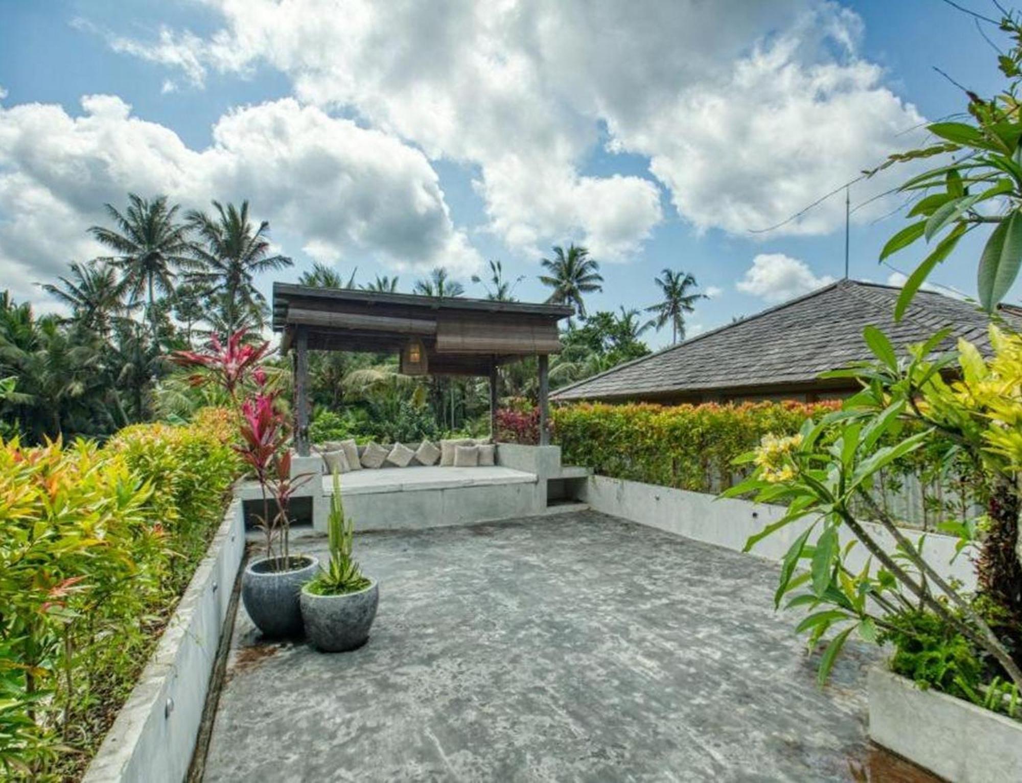 Ubud Terrace By Betterplace Exterior photo